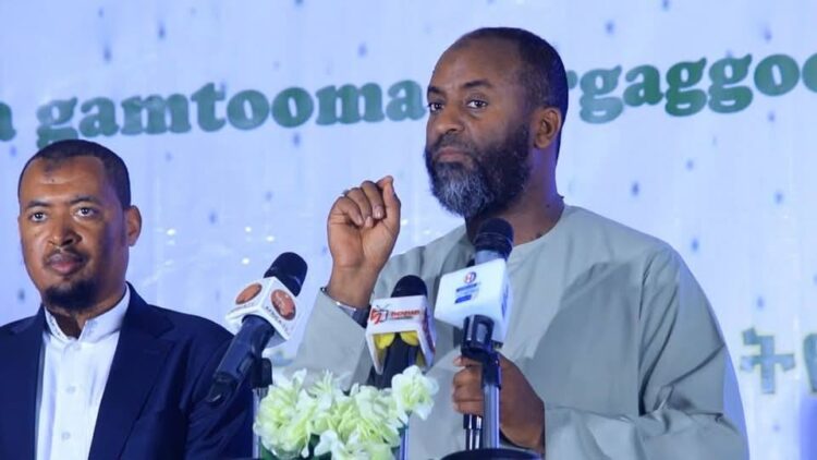 ከነፍሳችን በላይ አብልጠን በምንወዳቸው ውዱ ነብያችን ክብር የማንደራደር መሆኑን ሁሉም ሊያውቅ ይገባል።
