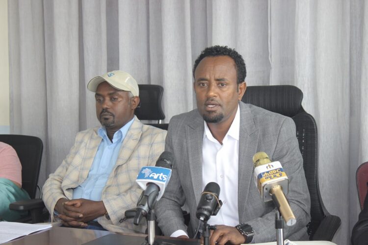ኦክሎክ ሞተርስ ከማህበራት ጋር እርቅ መፈፀሙን አስታወቀ።