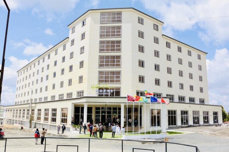 በ1.9 ቢሊዮን ብር የተገነባው ኃይሌ ሆቴል ደብረ ብርሃን ተመረቀ