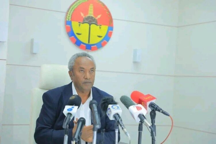 ” መንግስት የሌለ የሚያስመስል እንቅስቃሴ መቆም አለበት ” – ሌ/ጄነራል ታደሰ ወረደ