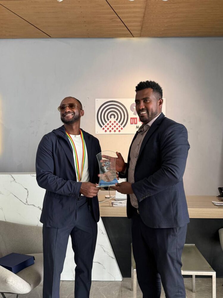 የቅን ልቦች የወሩ አሸናፊዎች ታወቁ፤ የ10ሺህ ብር የገንዘብ ሽልማት ተበረከተ