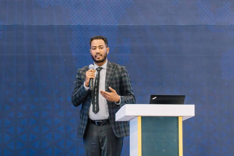 የአዋሽ ኤፍ ኤም ዋና ስራ አስኪያጅ ዶክተር አብዱ መሀመድ መልዕክት