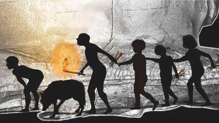 ከ14 ሺህ ዓመታት በፊት አምስት ሰዎች ከአንድ የውሻ ዝርያ ጋር የፓይን ዛፍ ቅርንጫፎችን በማብራት ወደ ጣሊያን ዋሻ መግባታቸው