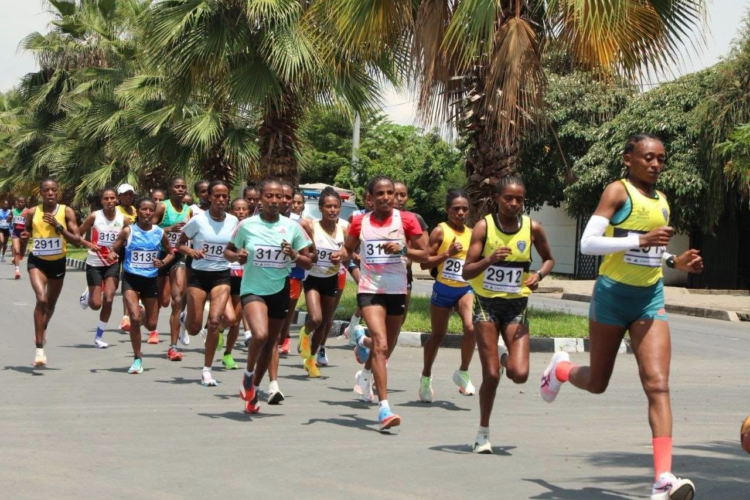 #Ethiopia | 42ኛው የሻምበል አበበ በቂላ ማራቶን በሐዋሳ ከተማ አየተካሄደ ነው