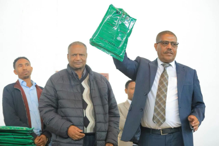 በትግራይ ክልል የ12ኛ ክፍል ሀገር አቀፍ ፈተና በወረቀት እየተሰጠ ነው