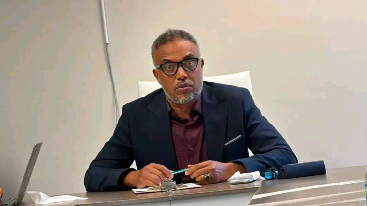 ኢትዮጵያ ሆይ ! – ስደተኛው ልጅሽ ከ27 ዓመታት በኋላ መጥቷል! – ደስ ይበልሽ!”