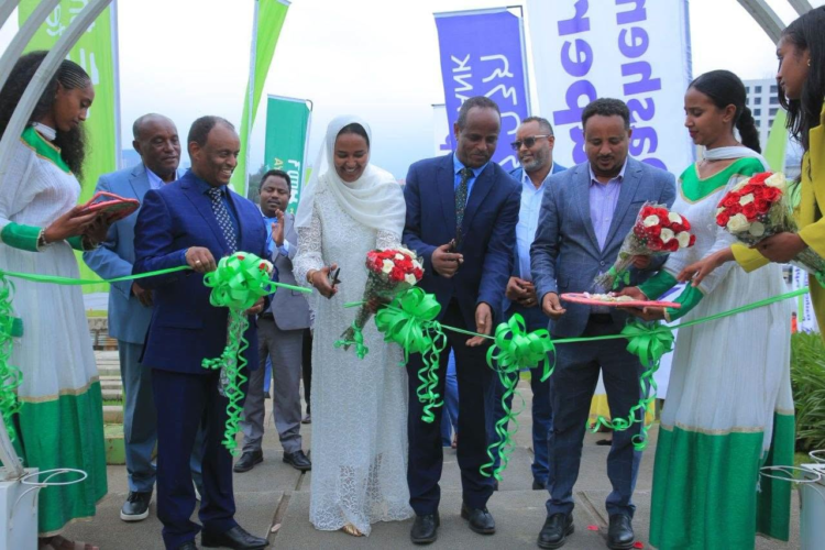 ዘመን ገበያ የአዲስ ዓመት ኤክስፖ» በይፋ ተከፈተ!